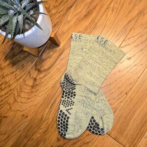 Base XXXIII Crew Grip Sock in Green